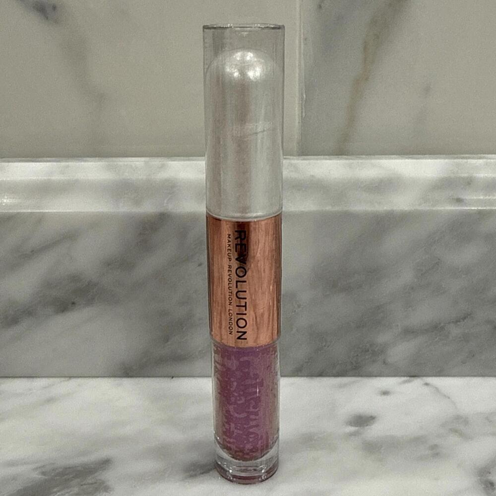 REVOLUTION Double Up Liquid Shadow Subliminal Lilac White  Eyeshadow 2 Colors